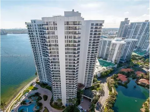 19101 NE 36th Ct #1602, Aventura, FL 33180