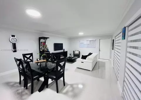 14343 SW 97th Ln, Miami, FL 33186