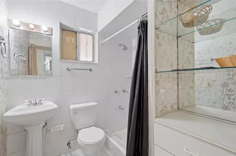 Bath - 490 E 45th St, Hialeah, FL 33013 photo 1 of 4