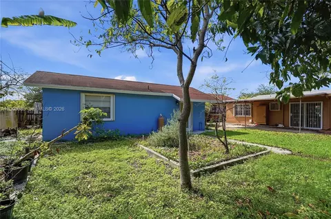 Exterior - 490 E 45th St, Hialeah, FL 33013 photo 6 of 11