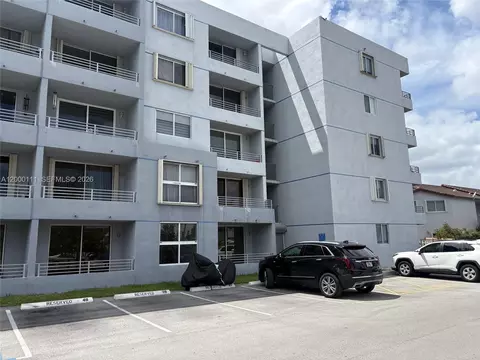 8231 NW 8th St #2-102, Miami, FL 33126
