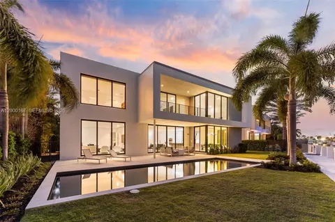 4232 E Tradewinds Ave, Lauderdale By The Sea, FL 33308