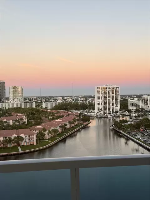 3800 S Ocean Dr #1623, Hollywood, FL 33019
