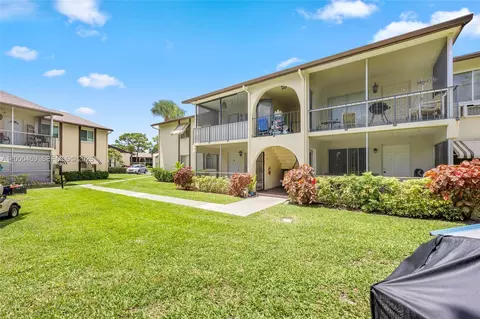 5839 La Pinata Blvd #C-2, Greenacres, FL 33463
