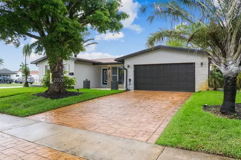 1700 N 48th Ave, Hollywood, FL 33021