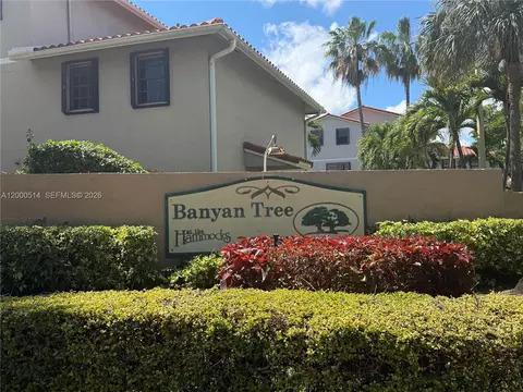 9716 Hammocks Blvd #101, Miami, FL 33196