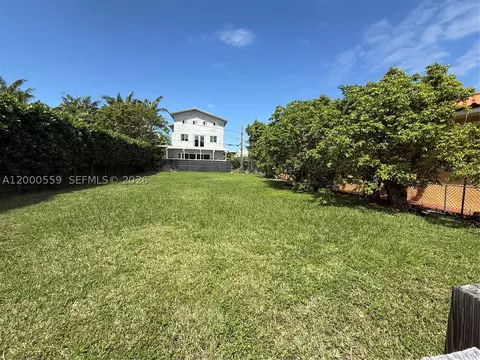 9308 Harding Ave, Surfside, FL 33154 photo 4