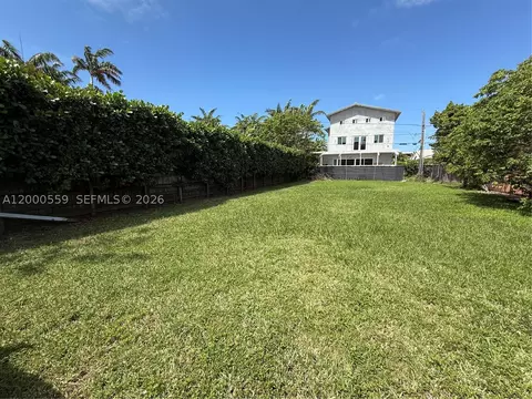 9308 Harding Ave, Surfside, FL 33154 photo 2
