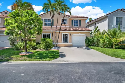 10840 NW 46th Dr, Coral Springs, FL 33076