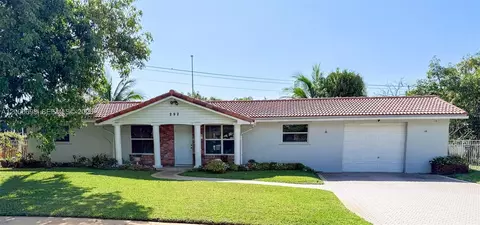 292 SW 52nd Ave, Plantation, FL 33317