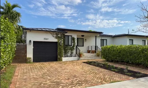 3261 SW 16th Ln, Miami, FL 33145