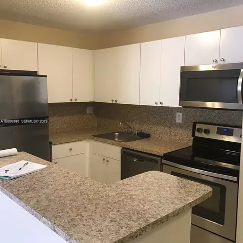 7200 NW 179th St #302, Hialeah, FL 33015