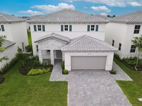 2636 SE 8th Ct, Homestead, FL 33035