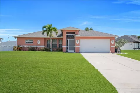 2840 NW 2nd Ter, Cape Coral, FL 33993