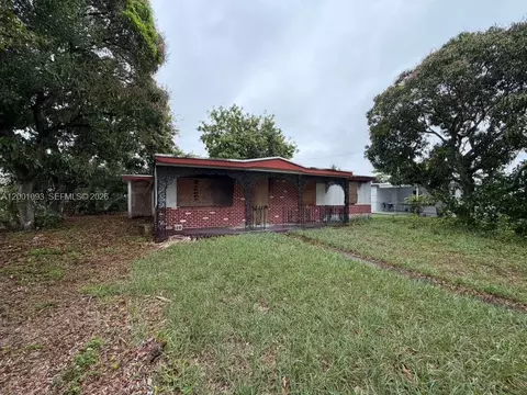 15771 NW 17th Pl, Miami Gardens, FL 33054