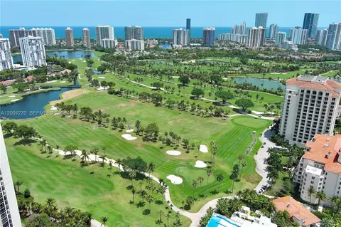 20301 W Country Club Dr #PH24, Aventura, FL 33180