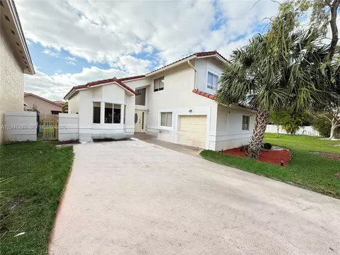 18318 NW 61st Ct, Hialeah, FL 33015