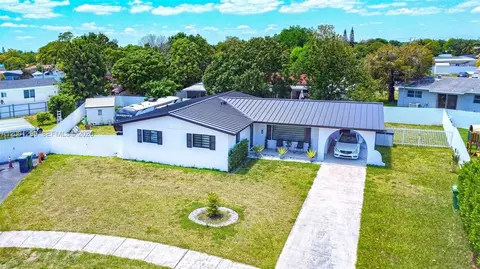 11893 SW 197th St, Miami, FL 33177