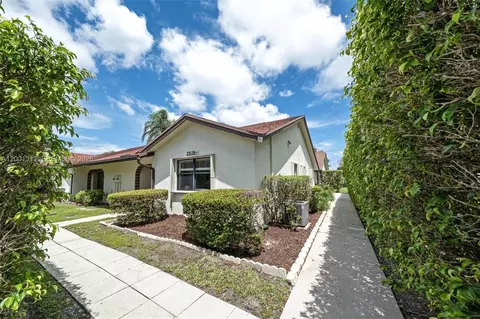 23128 Barwood Park Ln #A, Boca Raton, FL 33433