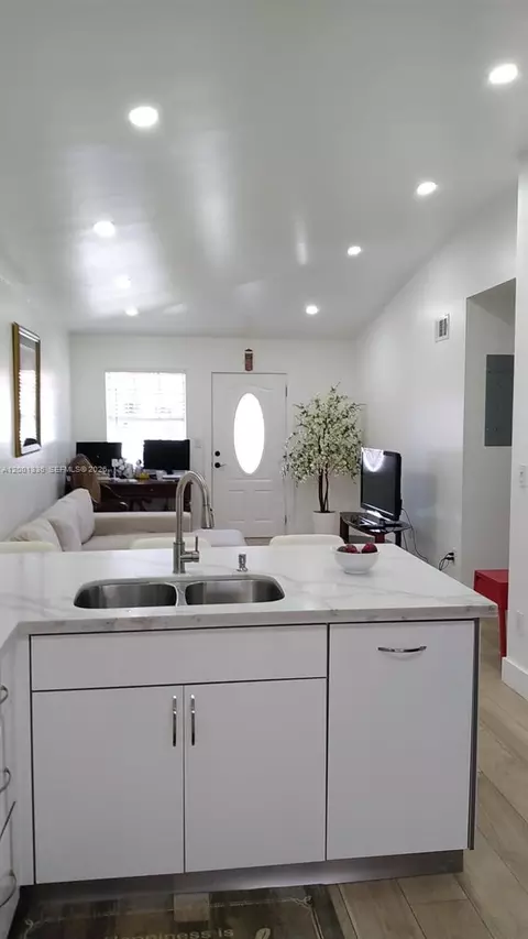 Kitchen - Undisclosed, Hialeah, FL 33016 photo 1 of 6