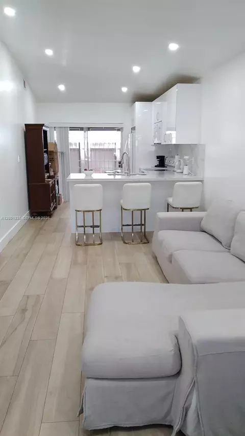 Other - Undisclosed, Hialeah, FL 33016 photo 2 of 8