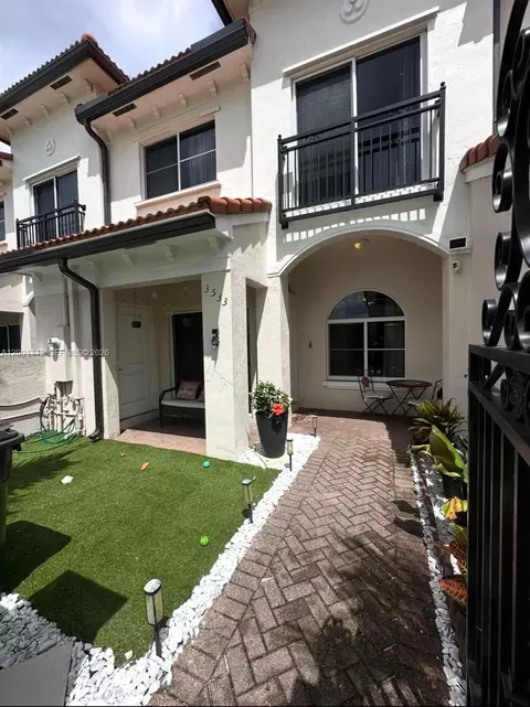 3533 NW 30th Ct, Lauderdale Lakes, FL 33311