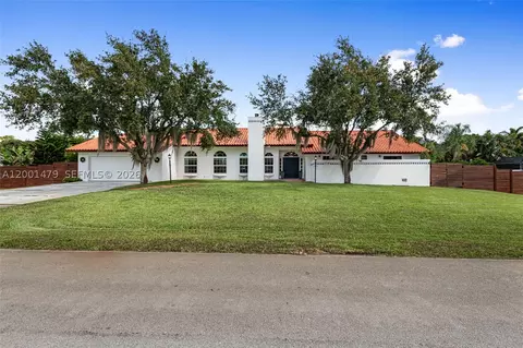 11431 NW 27th St, Plantation, FL 33323