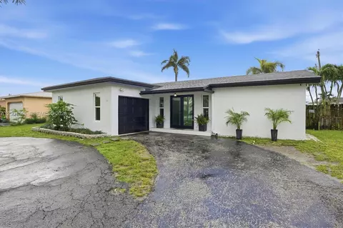 11920 NW 31st Pl, Sunrise, FL 33323