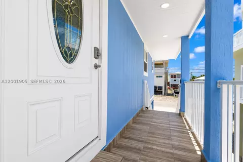 Entry Way - 20 Eagle Dr, Key Largo, FL 33037 photo 4 of 4