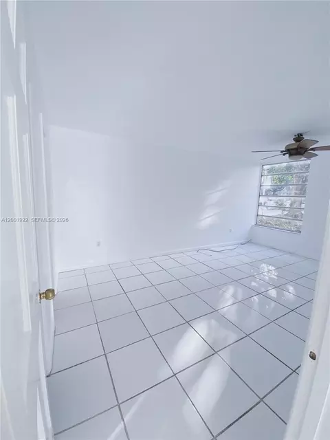 870 NW 87th Ave #110, Miami, FL 33172