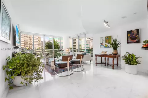 1331 Brickell Bay Dr #408, Miami, FL 33131