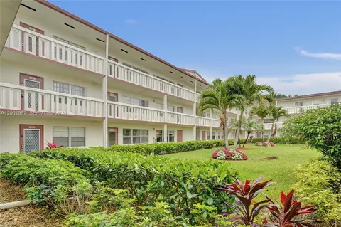 511 Fanshaw M #511, Boca Raton, FL 33434