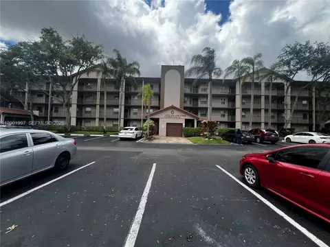 1200 SW 124th Ter #106O, Pembroke Pines, FL 33027