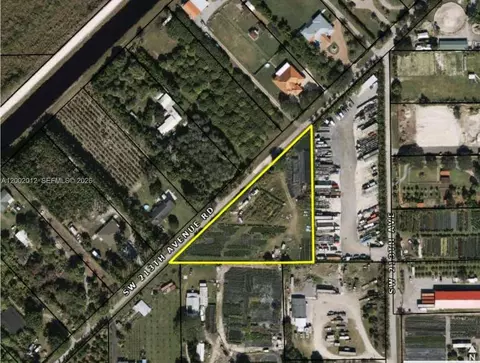 213 SW Nn Sw 213 Ave Rd, Unincorporated Dade, FL 33187