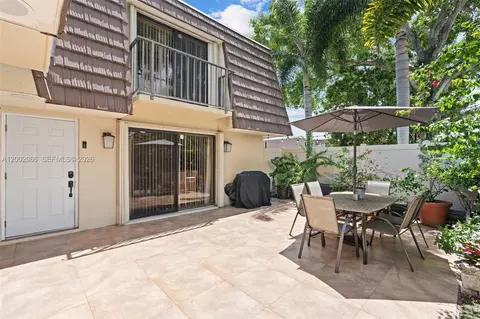 7124 71st Way, West Palm Beach, FL 33407