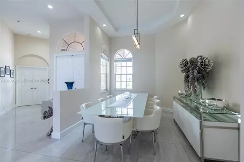 Dining - 2557 Jardin Ter, Weston, FL 33327 photo 3 of 6
