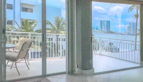 18000 N Bay Rd #201, Sunny Isles Beach, FL 33160