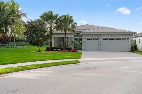 8871 New River Falls Rd, Boca Raton, FL 33496