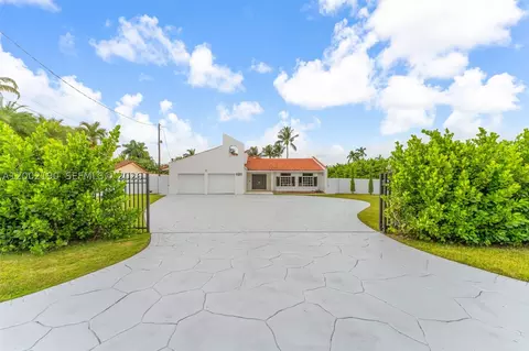11350 SW 30th St, Miami, FL 33165