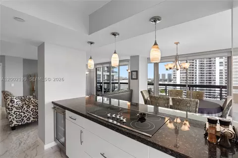 3500 Mystic Pointe Dr #1403, Aventura, FL 33180