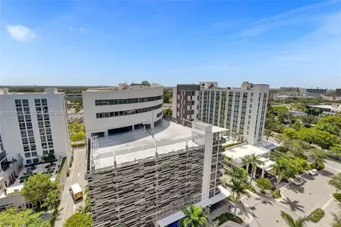2960 NE 207th St #1205, Aventura, FL 33180