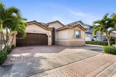 16368 SW 43rd Ter, Miami, FL 33185