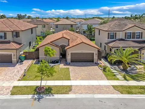 4112 NE 21st Ct, Homestead, FL 33033