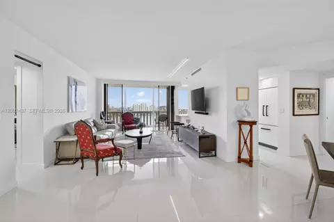 3000 Island Blvd #2404, Aventura, FL 33160