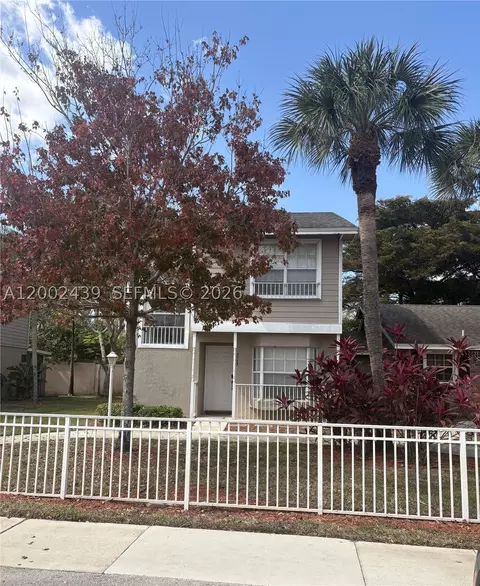 3743 NW 122nd Ter, Sunrise, FL 33323