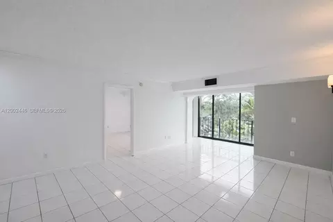 77 Crandon Blvd #3C, Key Biscayne, FL 33149