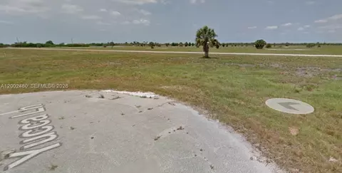 1 Yucca Ln, Other, FL 33946