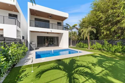 1122 NE 10th Ave #B, Fort Lauderdale, FL 33304