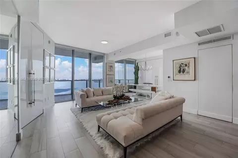 2900 NE 7th Ave #4003, Miami, FL 33137