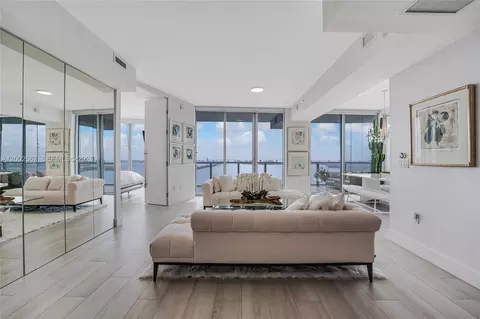 2900 NE 7th Ave #4003, Miami, FL 33137